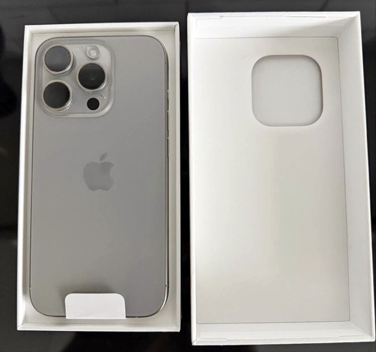 Iphone 15 pro natural titanium