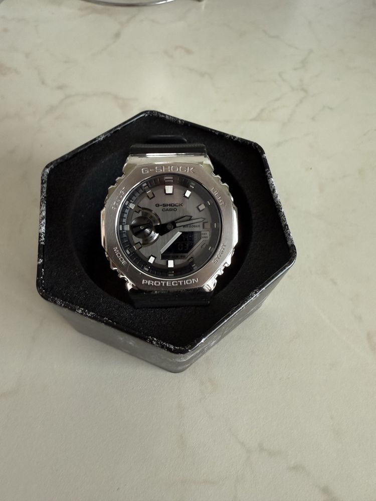 CASIO G-Shock  GM-2100