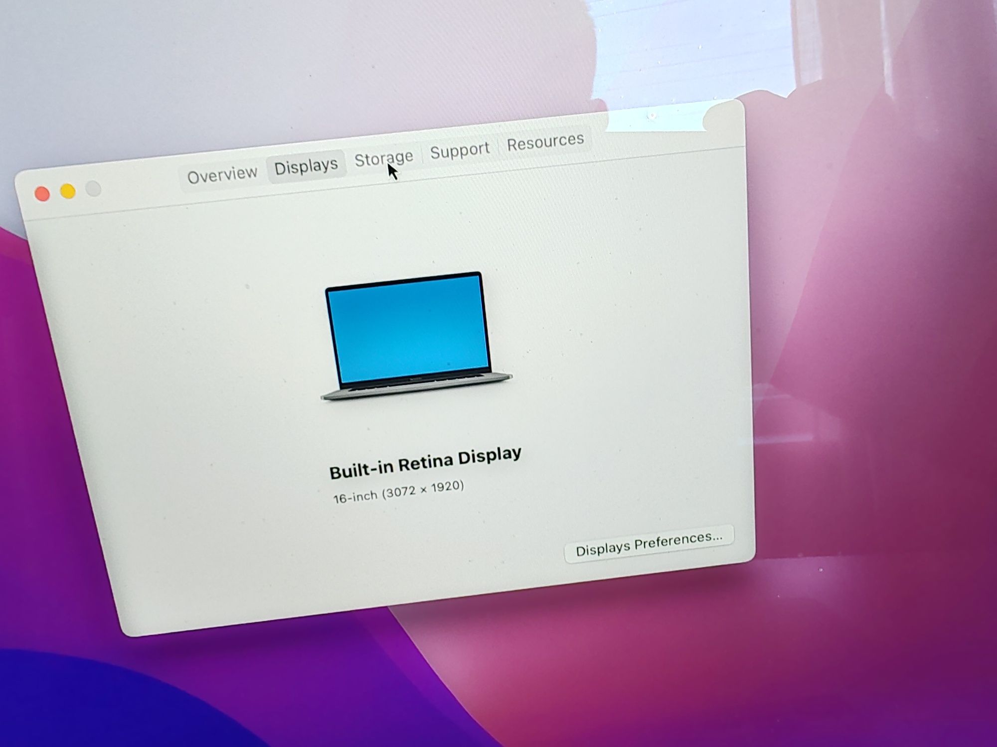 Macbook Pro 2019 16 inch stare foarte bună 16 gb ram SSD 512 Intel i7
