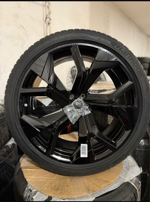 23 цола Audi Q8 SQ8 RSQ8 Оригинални Джанти с Гуми 295/35/23 Зимни Нови