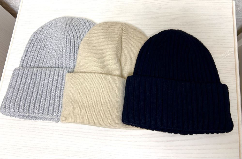 Продам женские шапки