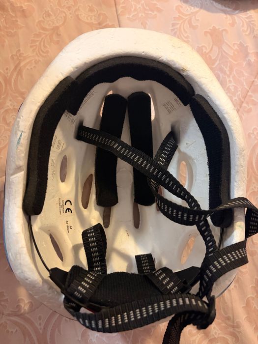 Каска, детска, за велосипед