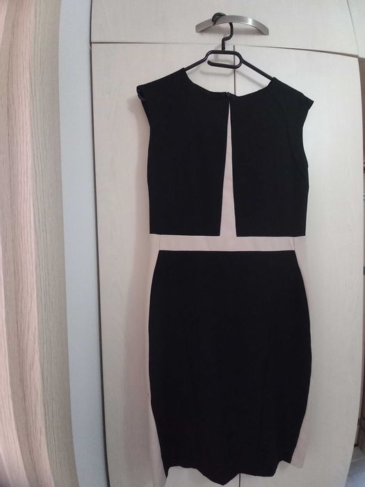 Елегантна  и стилна рокля