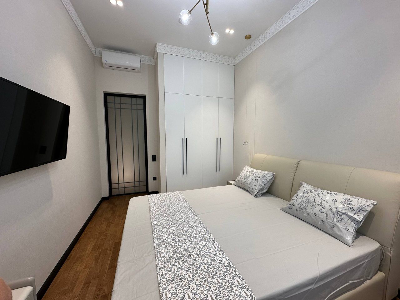 Arenda Jk Infiniti kafe Efendi