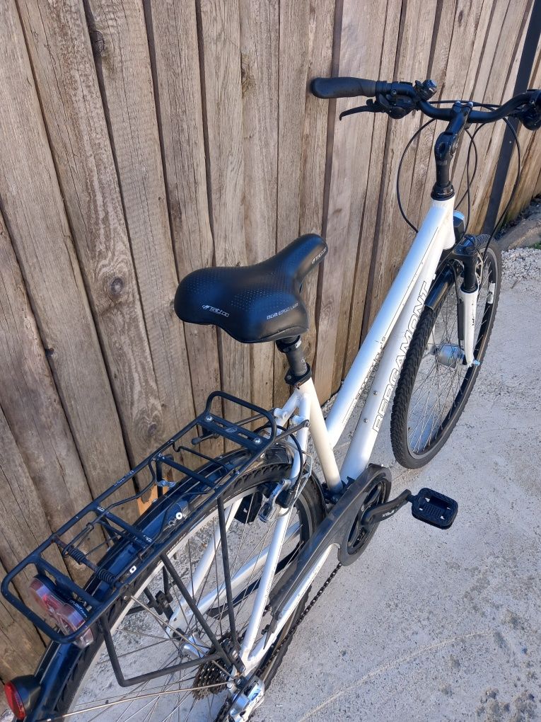 Bicicletă BERGAMONT hidraulică pe 28 cadru aluminiu Shimano Deore LX