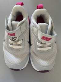 Pantofi sport Nike copii marimea 25