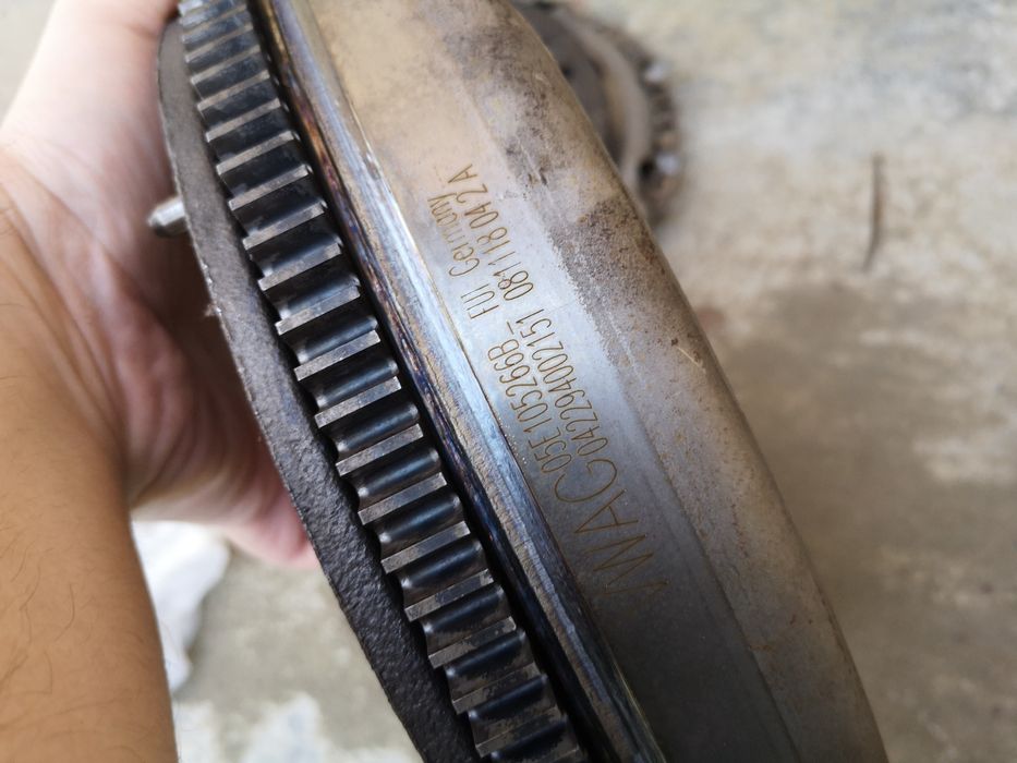 Volanta si kit ambreiaj 1.5tsi DADA VW Passat B8 Golf 7