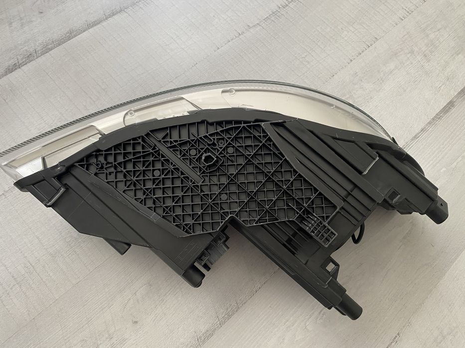 Far stanga skoda octavia 2 fl facelift xenon adaptiv impecabil Europa