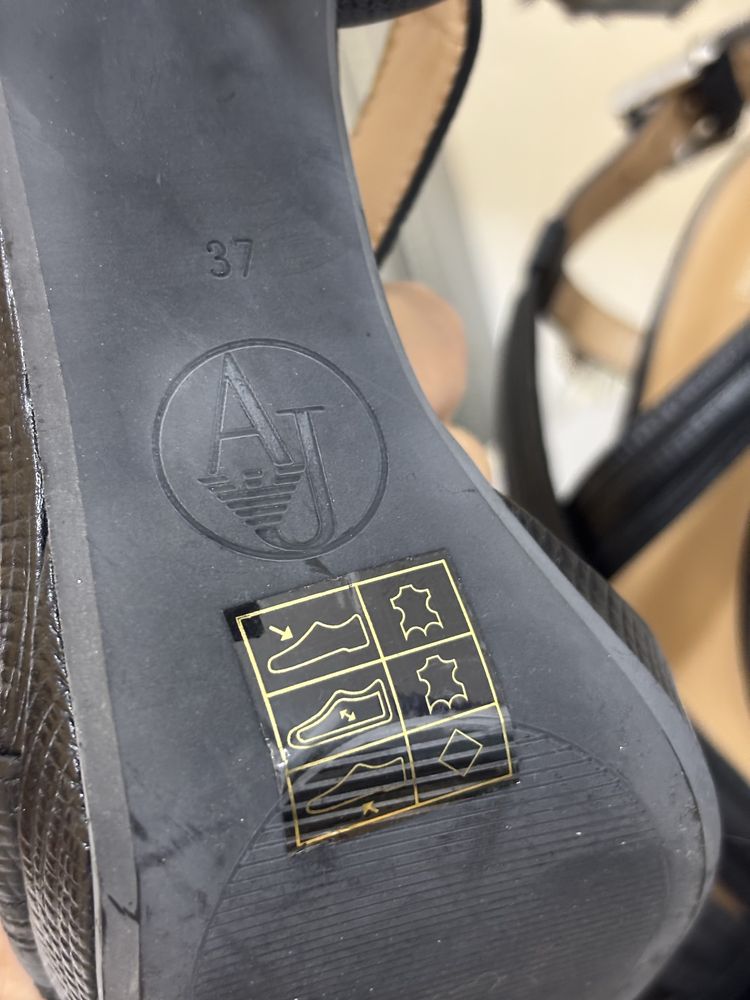 Armani Jeans дамски сандали на ток