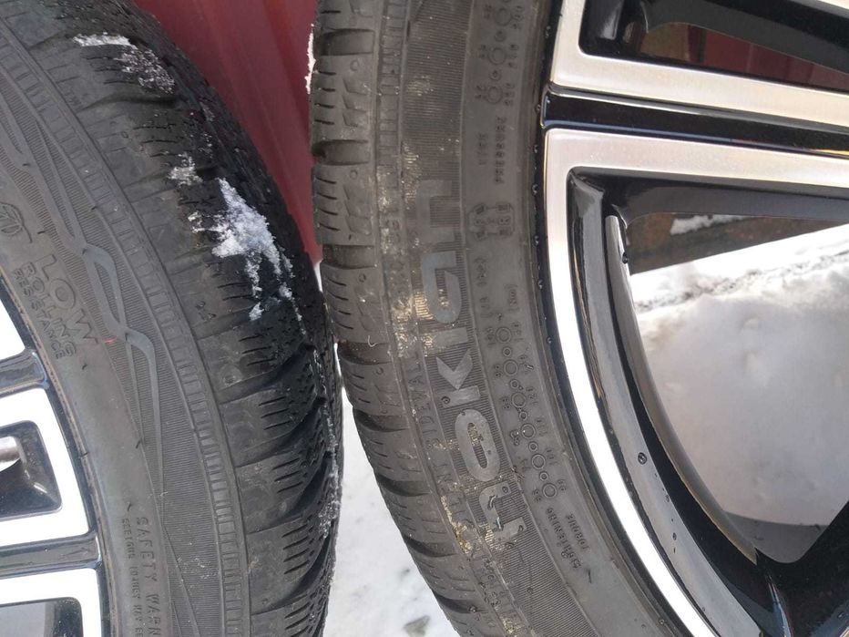 Set 4 Anvelope Iarna Nokian WR A4 235 40 R19 An 2019 ci253