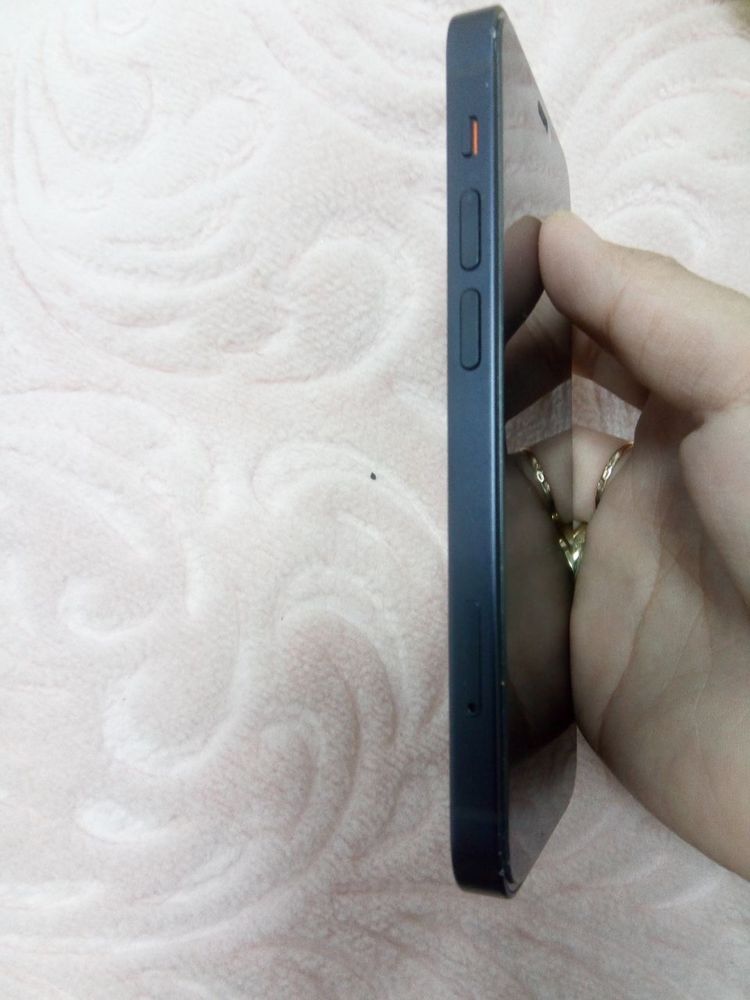 iPhone 12mini ideal holatda