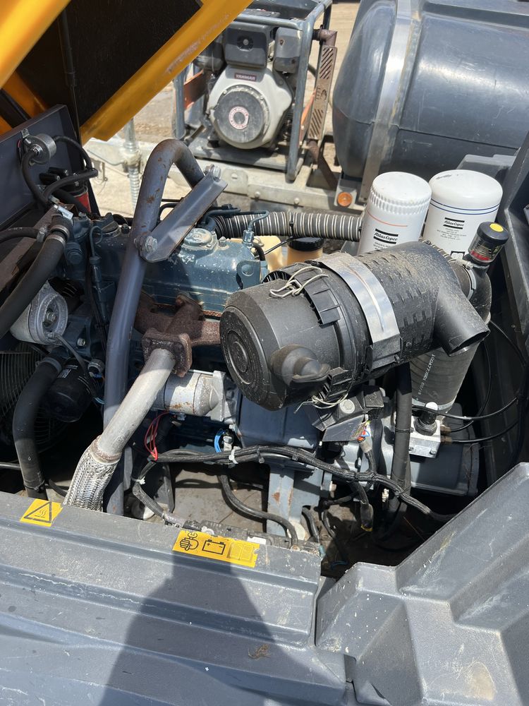 Vand sau inchiriez motocompresor Atlas Copco Xas 47