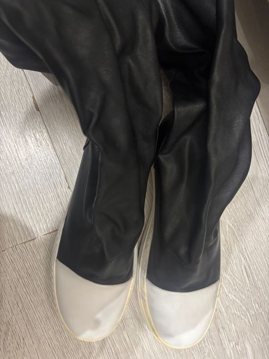 Дамски ботуши на платформа