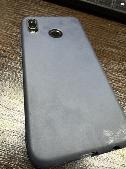 Продам Huawei p20 lite