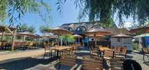 Restaurant cu cazare, stil lipovenesc, 300m de plaja Sulina!