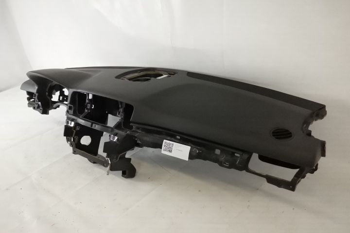 Оригинална арматурна таблa в добро състояние Мерцедес-Бенц / Mercedes-