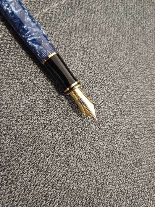 Set Parker stilou si parker penita 18k email