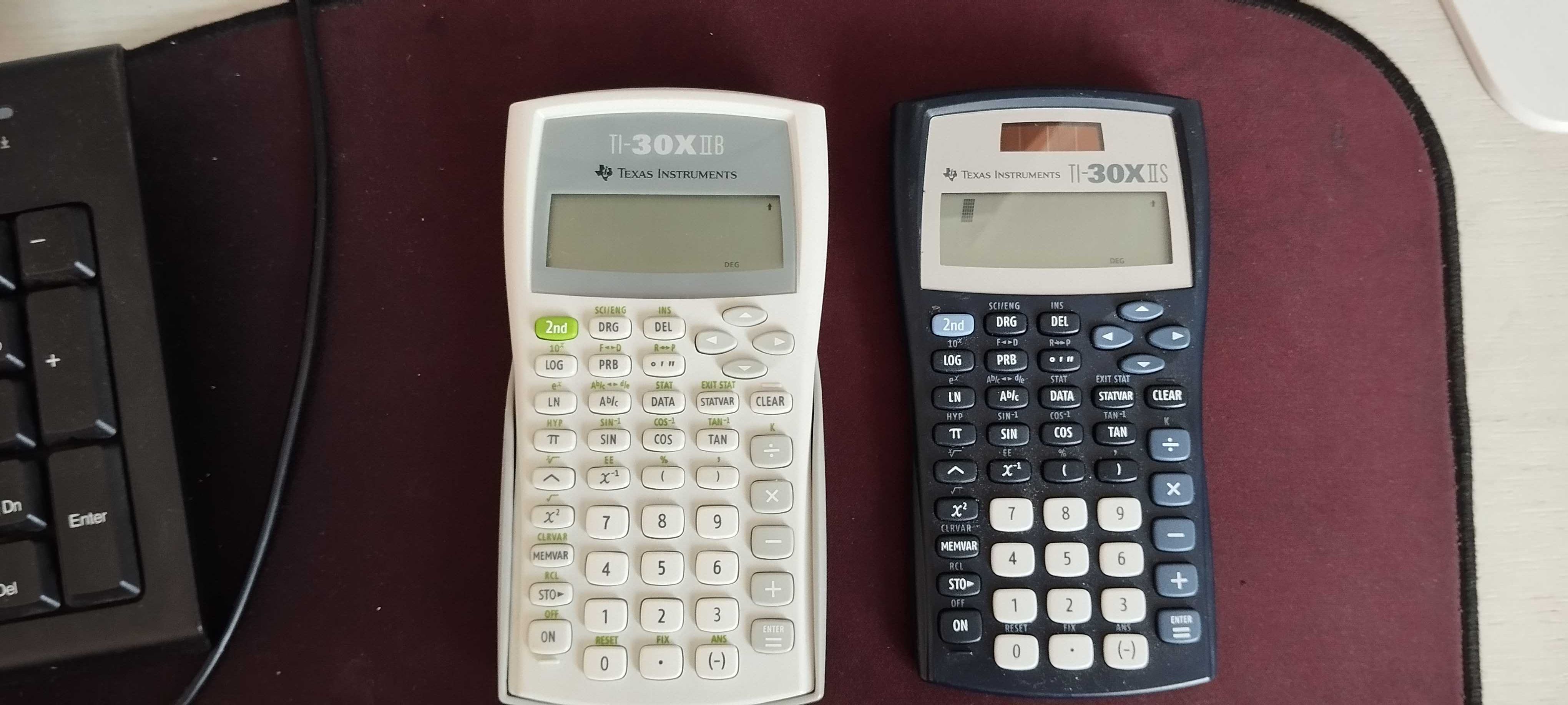 Calculatoare Stiintifice Texax Instruments TI-30XIIB si TI-30XIIS