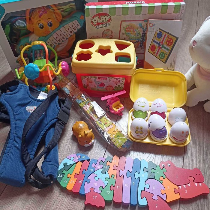 Играчки за деца, сортери fisher price,дървени пъзели, музикално пиано