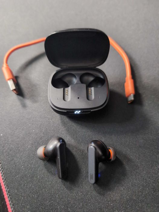 Căști JBL Live Pro+ TWS originale + incarcator original