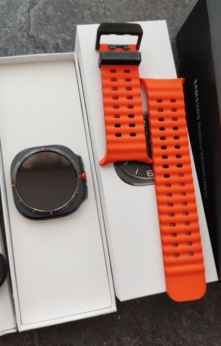 Vând galaxy watch ultra