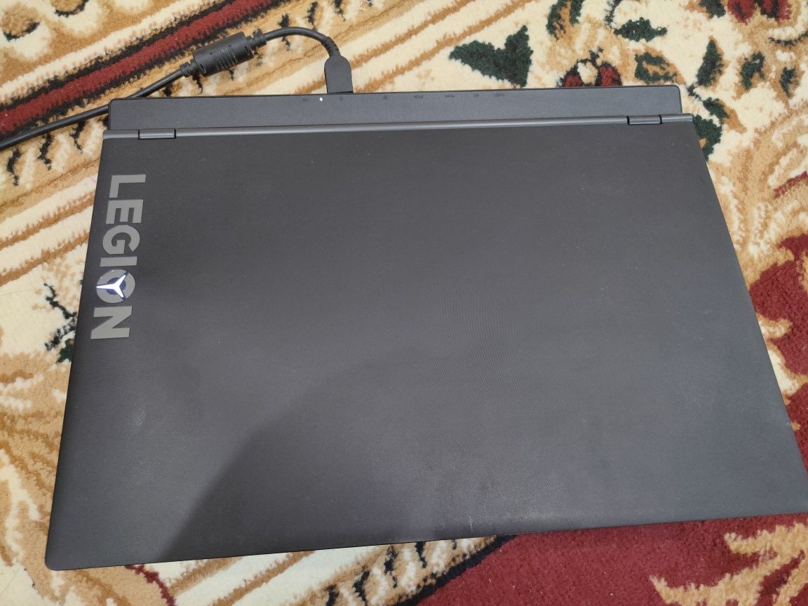 Продам игровой ноутбук Леново Легион core i7 9xxx  GTX 1660Ti