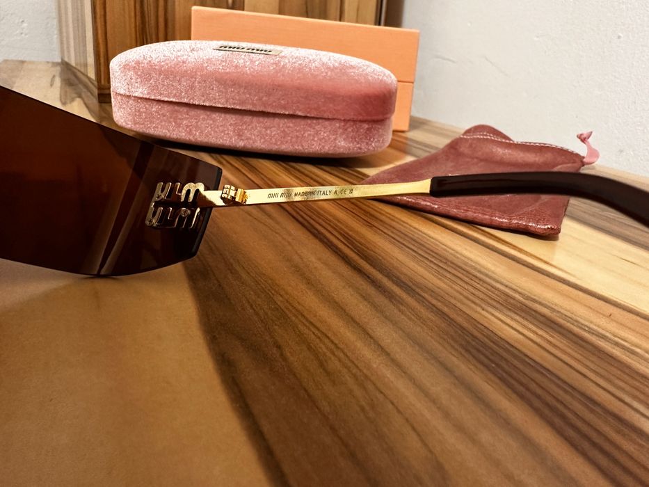 Ochelari de soare Miu Miu MU A51S 2025