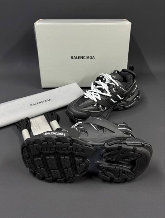 Adidași Balenciaga track-calitate premium! 50% off doar azi !