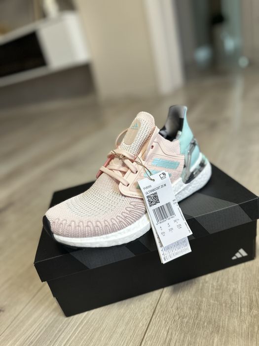 Дамски маратонки Адидас