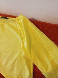 Bluzițe de vara,culoarea galbena