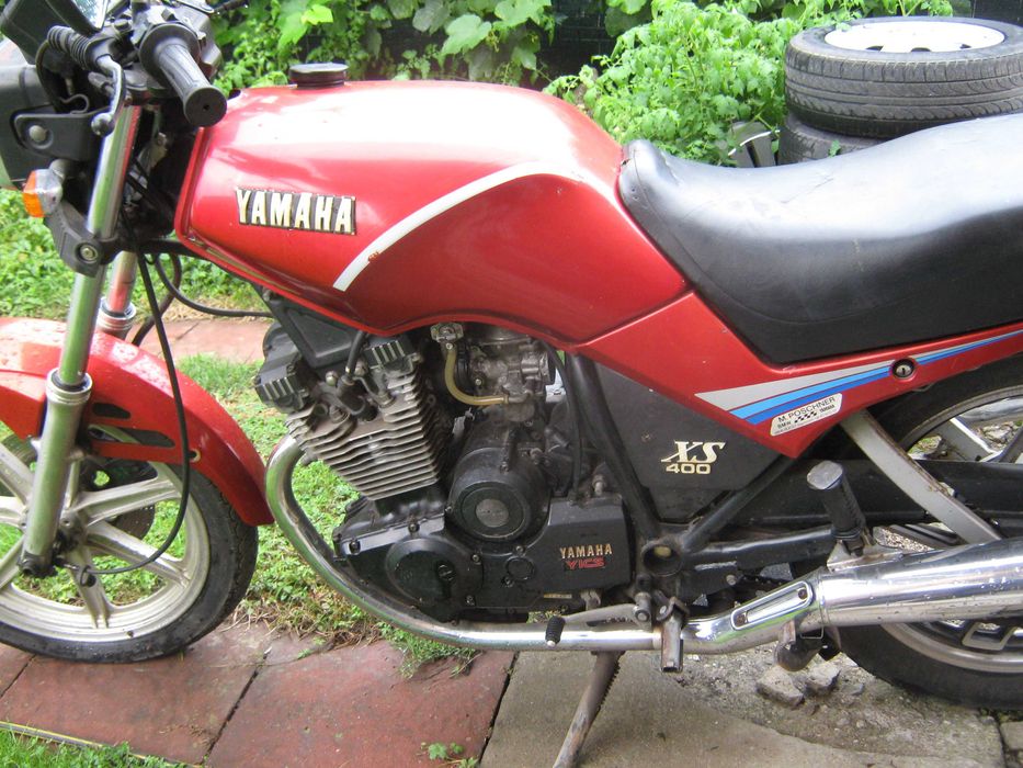 Moto Yamaha 400 XS 1984