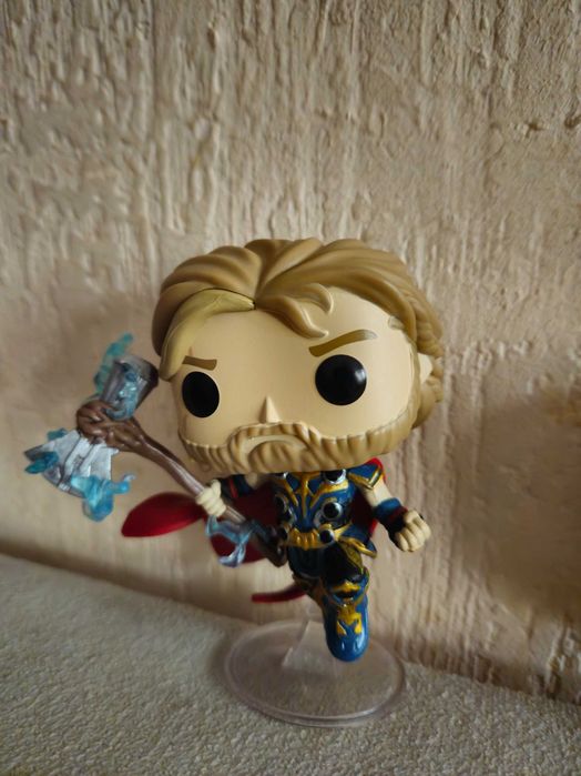 FUNKO POP фигурки на Thor и Erza