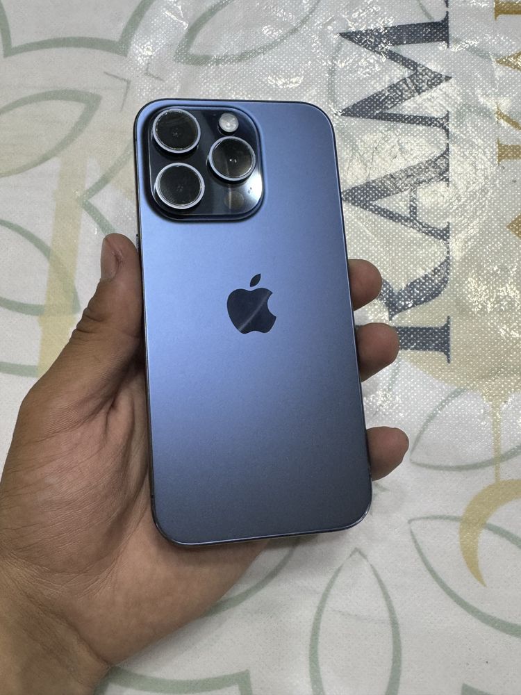 Iphone 15pro  AAA dubay region 89% yomkist apple watch 7 82 yomkis