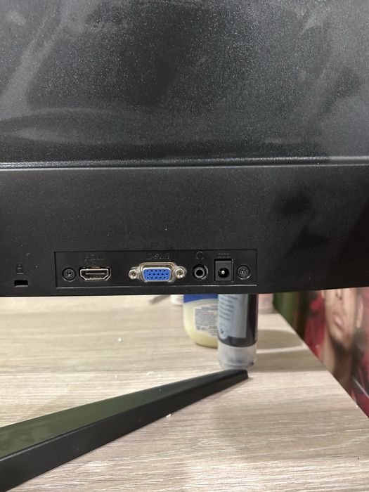 Геймърски монитор ЛOC 23.4inch 75hz 1ms