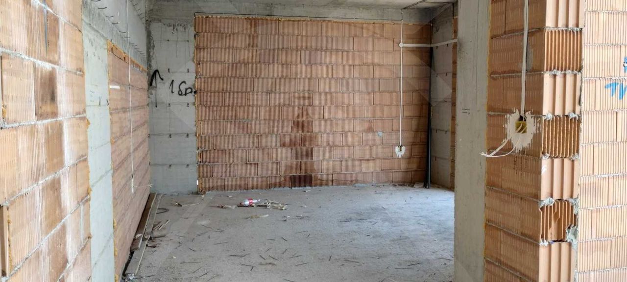 Продава се Къща в с. Белащица, Област Пловдив - 328 кв.м за 1400 €/кв.м - Снимка #6