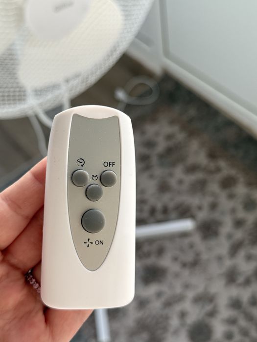 Ventilator podea 45W cu telecomanda