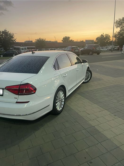 VW Passat 2016 1.8 TSI sedan - US