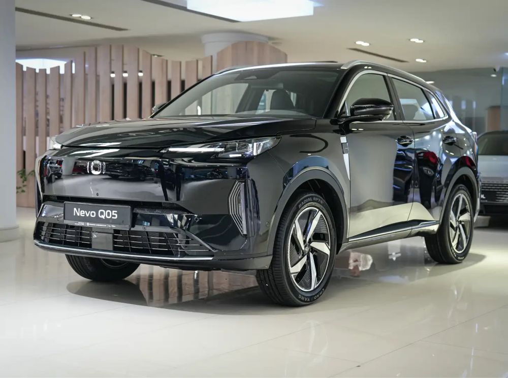 Чанган Nevo Q-05 гибрид