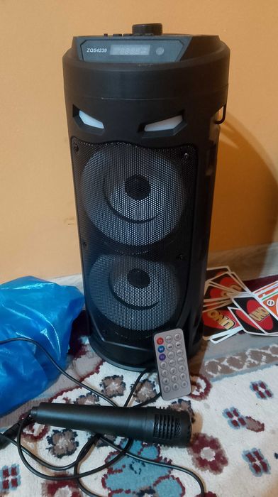 Калонка/блютуз/караоке