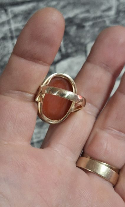 Inel vechi lucrat manual,aur 14k si camee