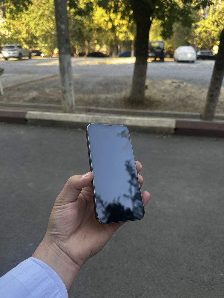 iPhone 13 pro xolati yaxshi