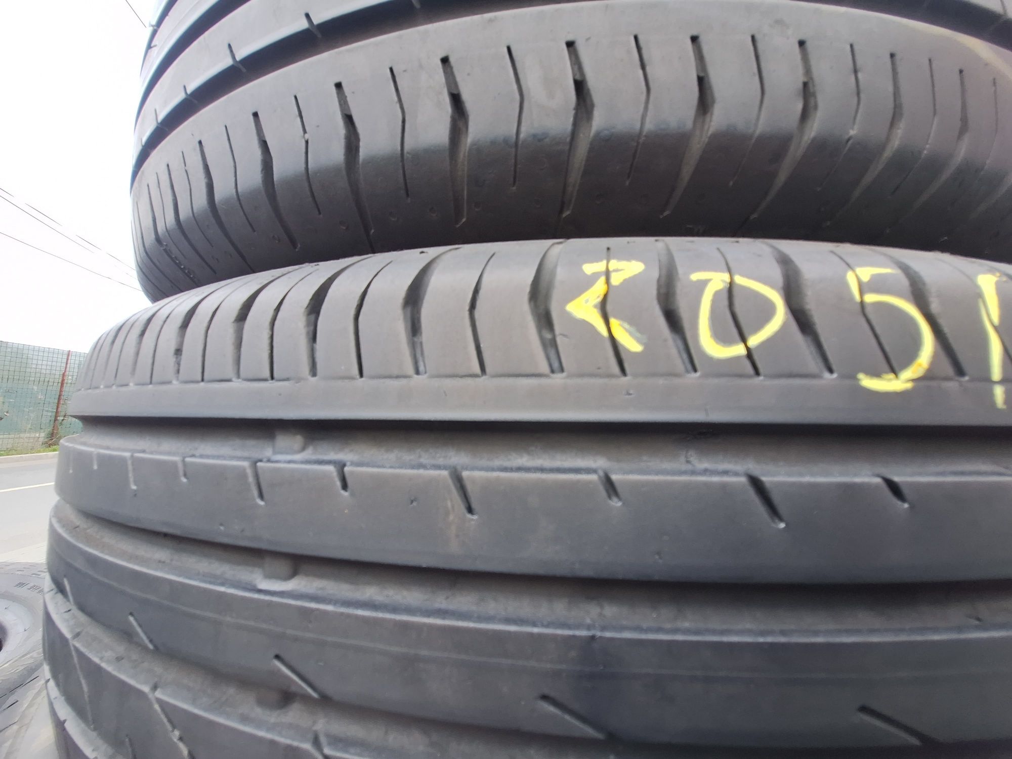 2 anvelope vara 205/70r16 Continental Montaj Gratuit