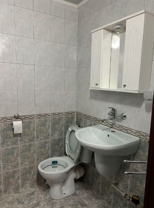 Дава се под наем Тристаен апартамент в Варна, Автогара - 70 кв.м за 450 € - Снимка #7