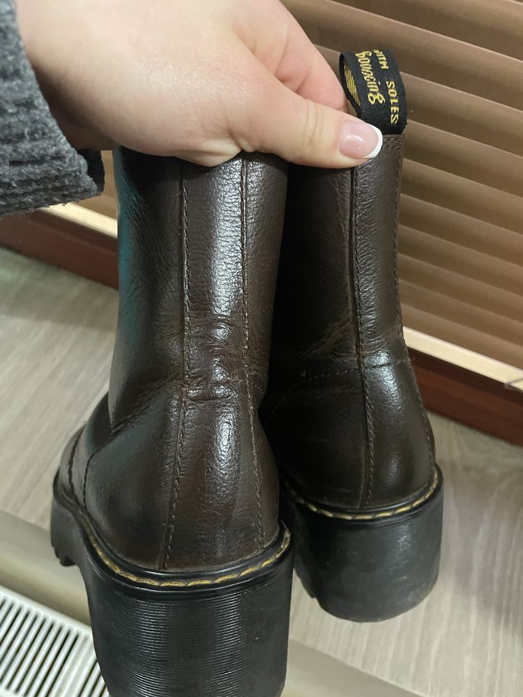 Намалени-30 /Dr. Martens -38 номер/70 лв