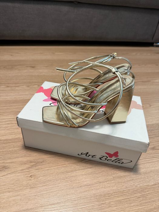 Златни токчета - летни