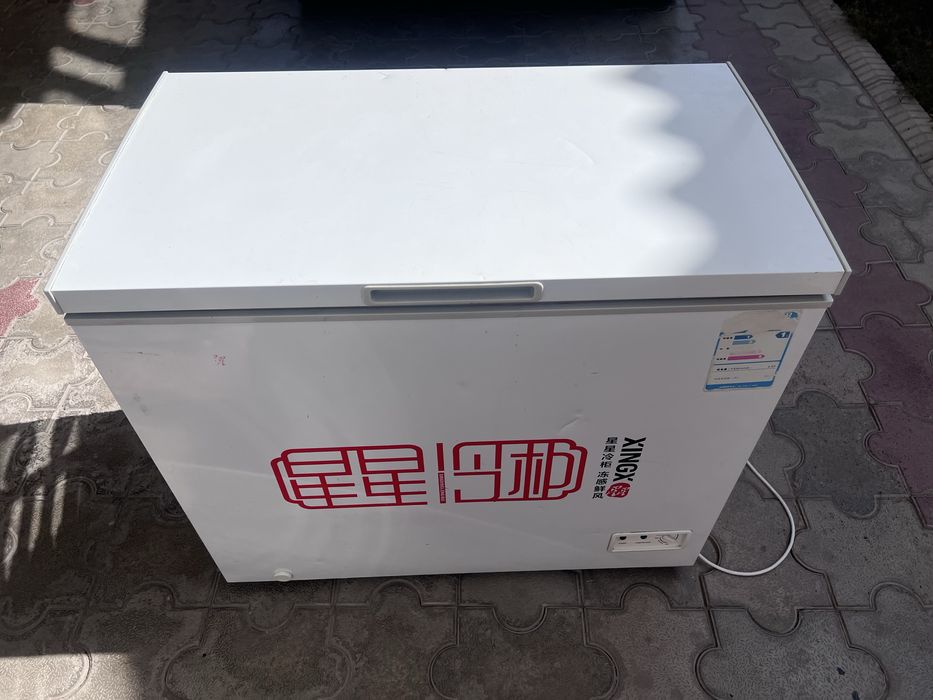 Продам морозильник