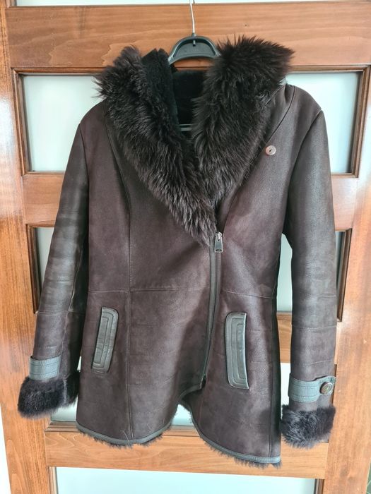 Vand cojoc maro blana naturala