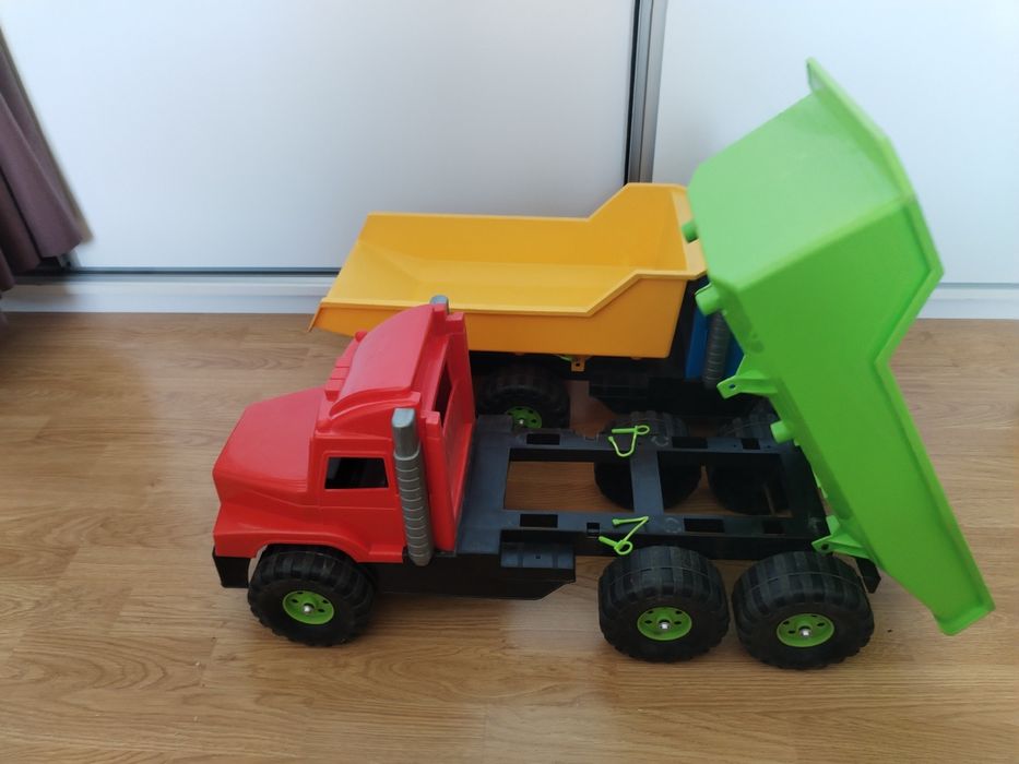 Basculante robuste de joaca pentru copii