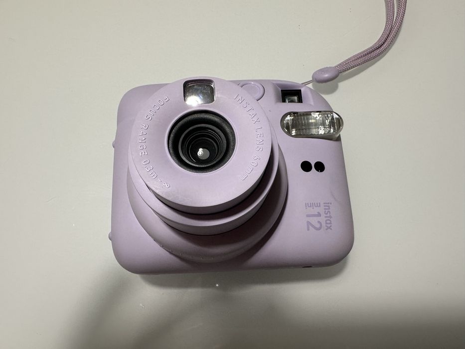 Фотоапарат за моментни снимки Fujifilm Instax Mini 12 Lilac Purple