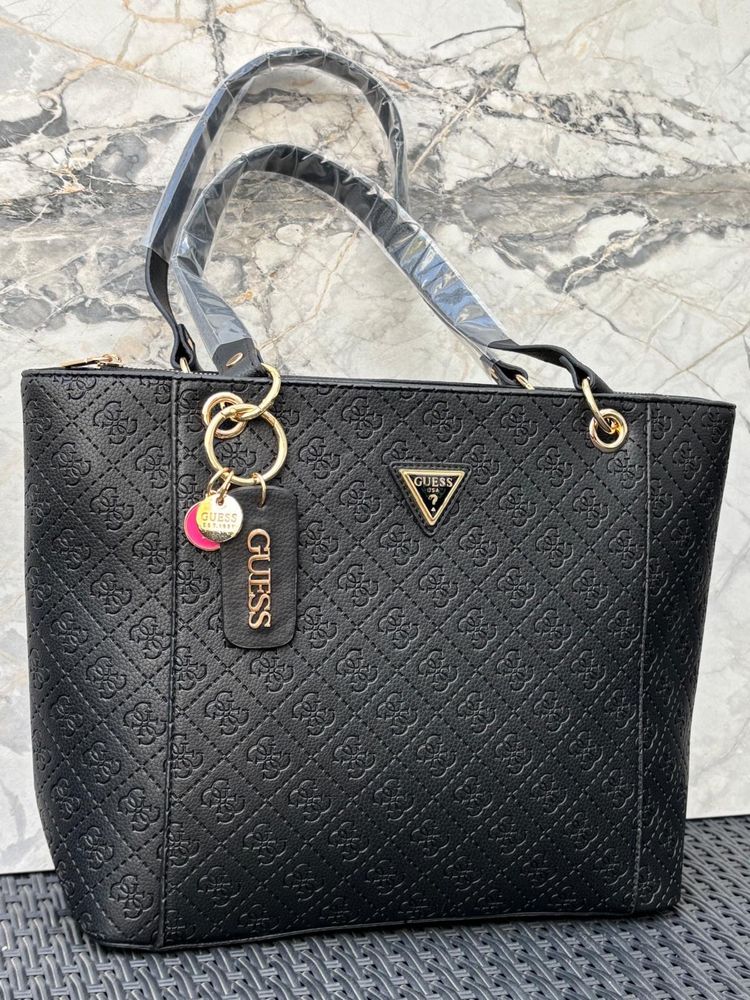Geanta Guess noua